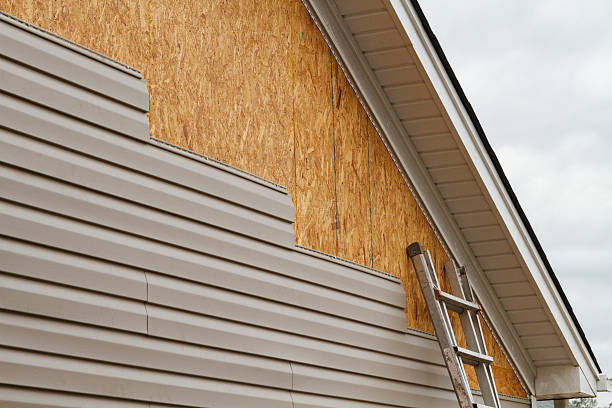 24/7 Emergency Siding experts in Triangle, VA
